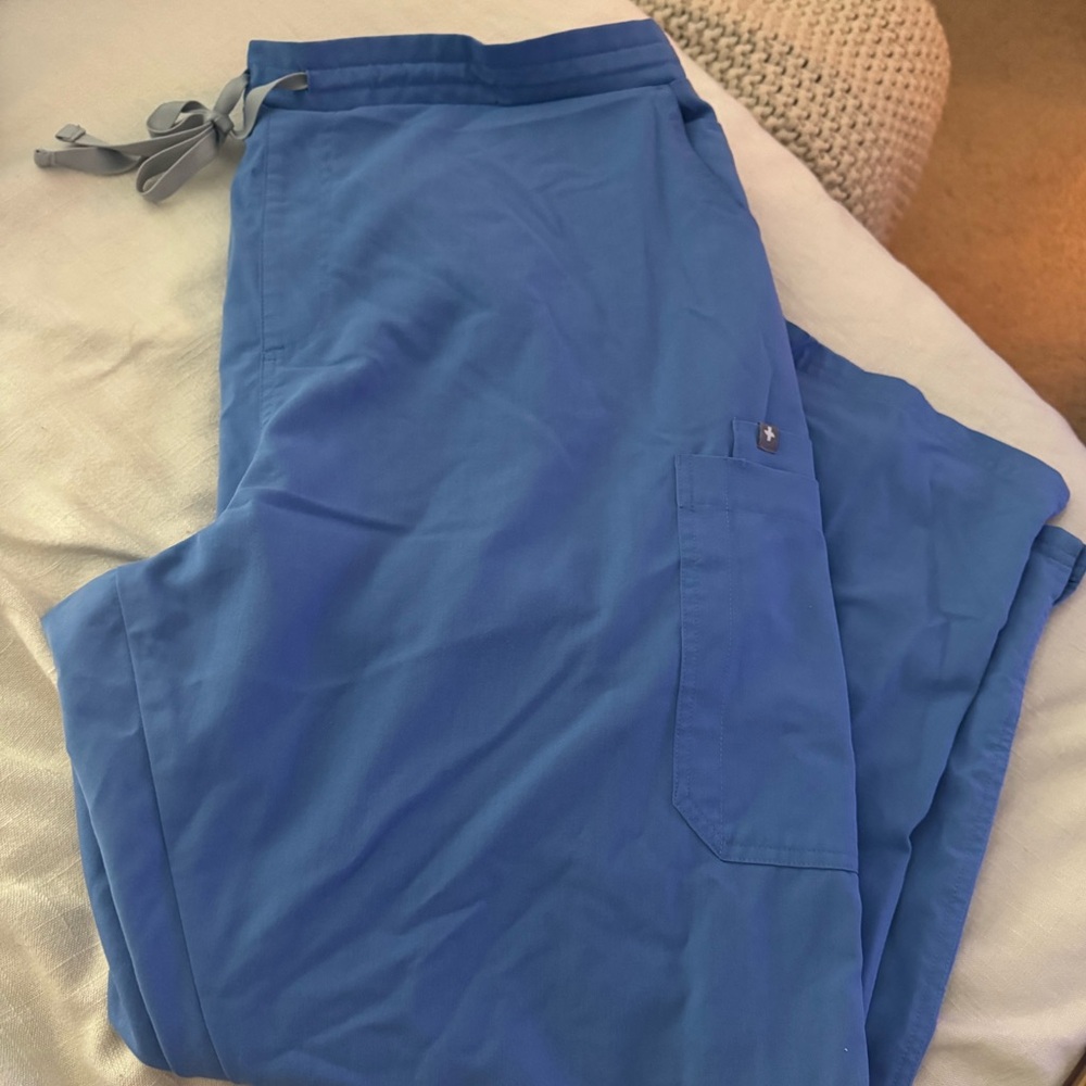 FIGS Women's Scrub Pants Ceil Blue